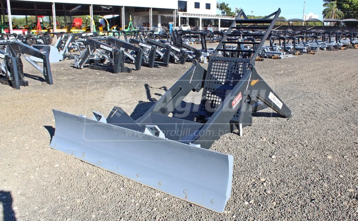 CONJUNTO FRONTAL DE LÂMINA PDV- Tratores VALTRA A 74/ A 84/ A 94 E A 104 BT- BALDAN