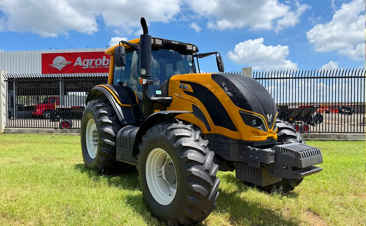 Trator Valtra BH 194 4x4 Ano 2020 com 785 horas - Seminovo