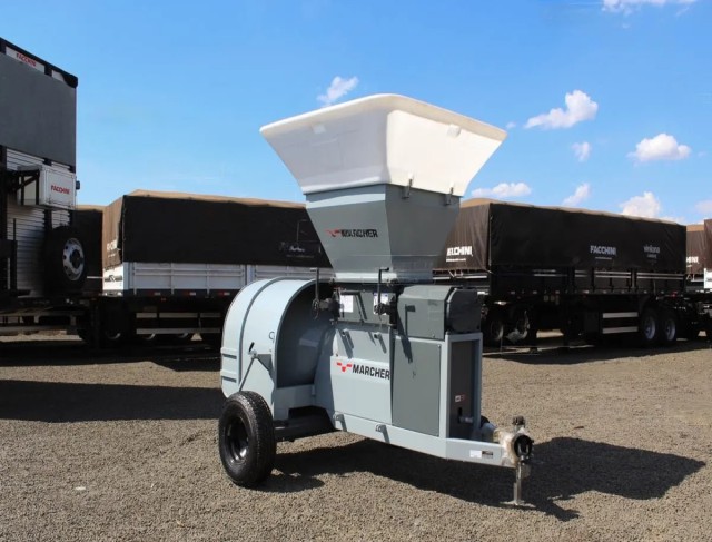 Embutidora De Graos Umidos Ingrain 65 Com Quebrador Importado 40 Ton/H Com 6 Pes Marcher
