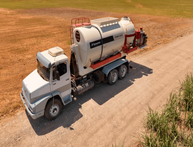 Tanque Agricola Incorporador De Calda Roll On/Off - Tecmix 12500 - Tecmesteel