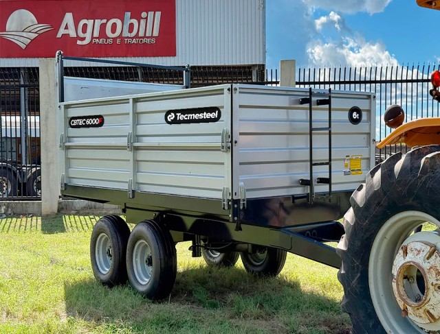 Carreta Agricola Basculante Cbtec 6000F Lateral Movel 6,5M³ Tandem Com Pneus 7.50X16 Tecmesteel